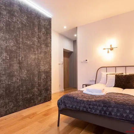 Old Town Topolowa 48 Apartman *