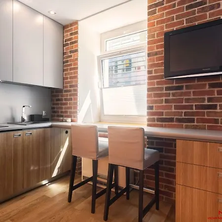 Old Town Topolowa 48 *